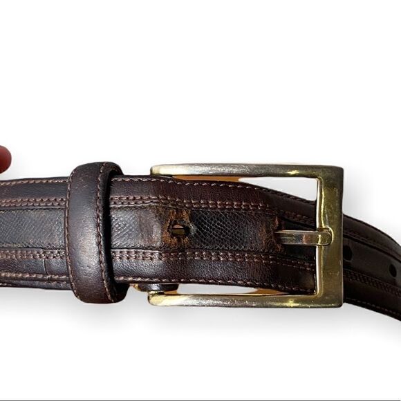 Donald J. Trump Signature Collection brown leather belt with brass buckle 32 /80 - Picture 6 of 11